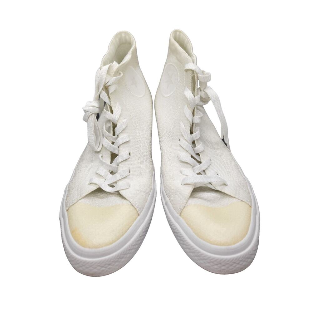 CONVERSE CHUCK TAYLOR ALL STAR – WHITE CANVAS HIGH TOPS – MEN’S 9 / WOMEN’S 11